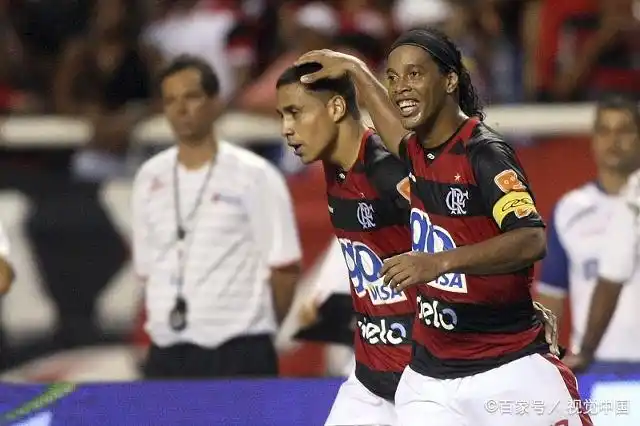 角球而将球 角球而将球