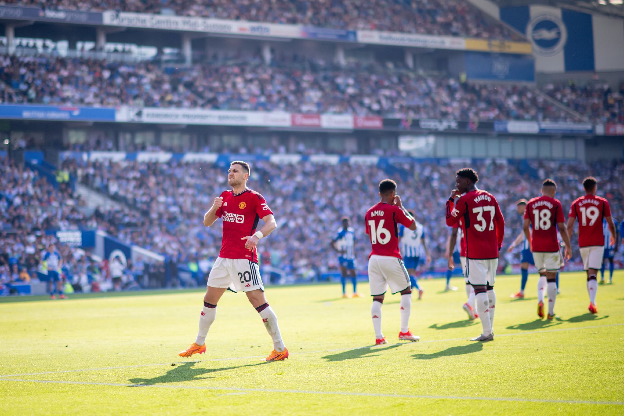 关系更为紧 关系更为紧